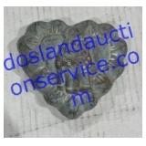 Isabel Bloom Heart Hugging 4" x4"