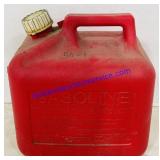 2 Gallon Gasoline Can