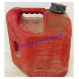 2 Gallon Gasoline Can