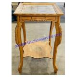 Glass Top Stand (28 x 17 x 17)