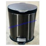 Small Garbage Can (12")