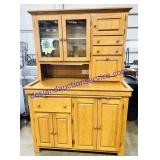 Hoosier Cabinet (73 x 50 x 28)