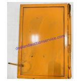 Metal Door (23 x 16)