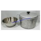 Enterprise Cookware Stock Pot 11x7 and Mixing