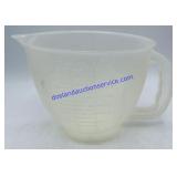 Tupperware 8 C Measuring Pitcher