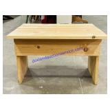 Unfinished Wooden Table (25 x 19 x 16)