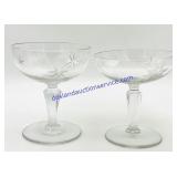 Lot of (11) Stemmed Glasses