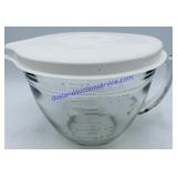 Pampered Chef 8 Cup Glass Measuring Dish With Lid