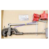 3 Pipe Clamps & Pipe Cutter