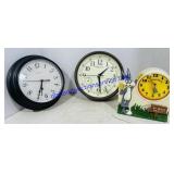 Bugs Bunny Battery Alarm Clock and 2 Battery