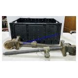 2 Heavy Duty Leveling Jacks & Plastic Folding Box