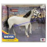 Breyer Traditional "Traveller"