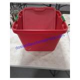 2 Totes 1 W/Lid