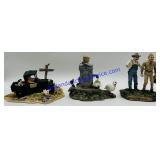 3 Lowell Davis Figurines