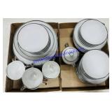 Kings Court Select Fine China Set