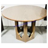Wooden Table 28x28x20"