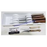 6 Oneida Edge Plus Knives in Plastic Tray