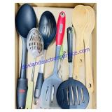 Kitchen Spoons & Spatulas