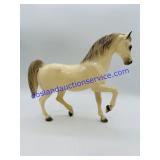 Breyer Traditional Alabaster FAS (Damage)