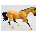 Breyer Traditional SR Buckskin