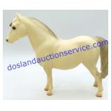 Breyer Traditional SP Alabaster