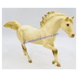 Breyer Classic Cloud