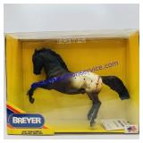 Breyer Traditional Ponokah-Eemetah