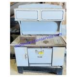 Enamelware Oven & Stovetop Arrangement
