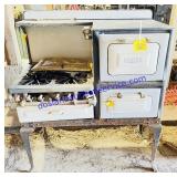 Roper Stove