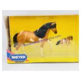 Breyer Traditional Reflections Gift Set
