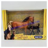 Breyer Arabian Mare & Foal Red Roan and Dark Bay