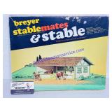 Breyer Stablemates & Stable Play Set