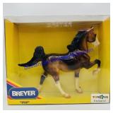 Breyer Valiant Bey Glossy