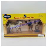 Breyer Paddock Pals Gift Set