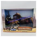Breyer Dakota Liver Chestnut Mustang & Flicka