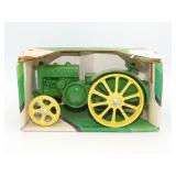1/16th 1923 Die Cast John Deere Model D Tractor