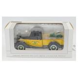 Die Cast Metal JD Ford 1937 Truck