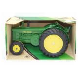 1/16th Scale JD Model R Tractor