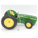 1/16th Scale John Deere Tractor