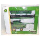 1/32nd Scale JD S790 Combine
