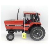 1/16th Scale Ertl International 5088 Tractor