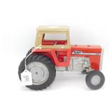 1/16th Scale Ertl Massey Ferguson 595 Tractor