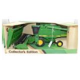 1/28th Scale Ertl JD 9600 Combine