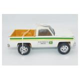 Ertl JD Green Equip. Co. Truck