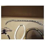 JEWELRY-BRACELETS