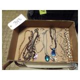 NICE NECKLACES