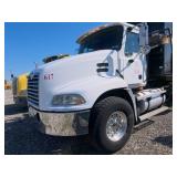 2005 MACK