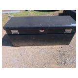 Truck tool box