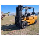 Caterpillar forklift
