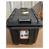 Husky 15 Gallon Connect Job Site Cart Damaged